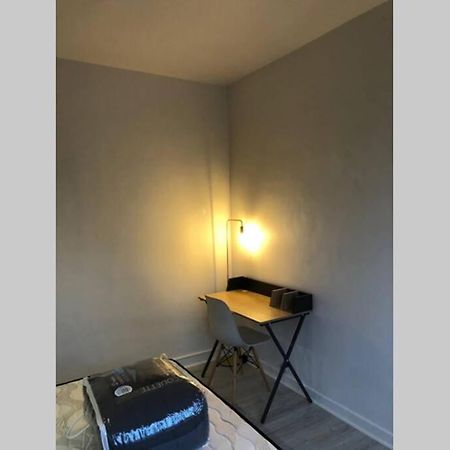 Spacieux Confortable Appartement Centre Ville Valenciennes Bagian luar foto